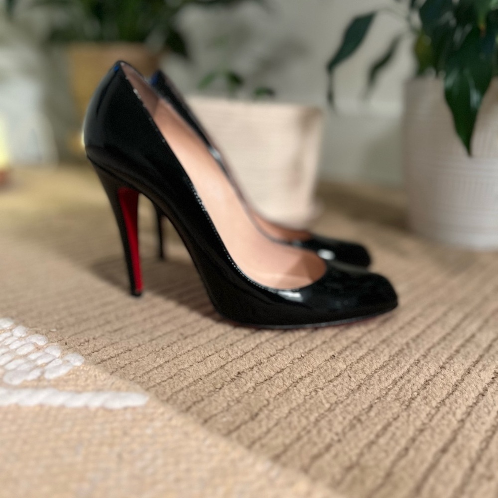 Black High Heel Pumps